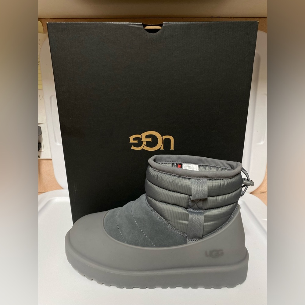 UGG Classic Mini Pull-on Weather Metal Suede Sheepskin Boots Size US 9 Men